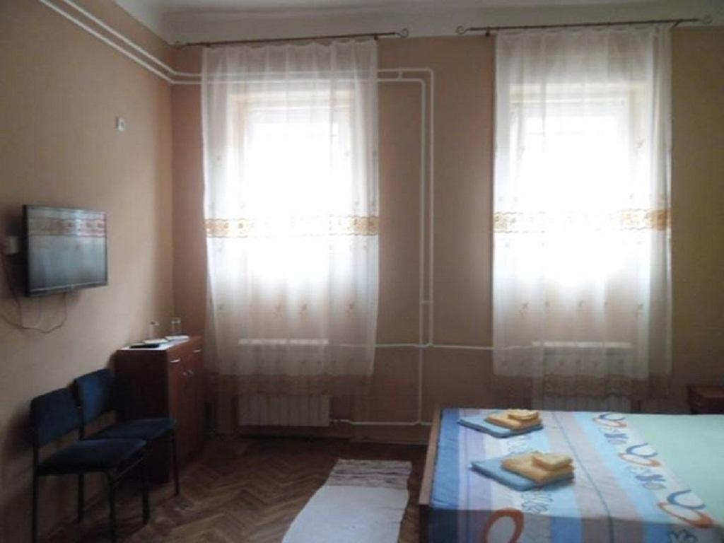 نوفي ساد Family Top Rooms Bela Lada Sobe الغرفة الصورة